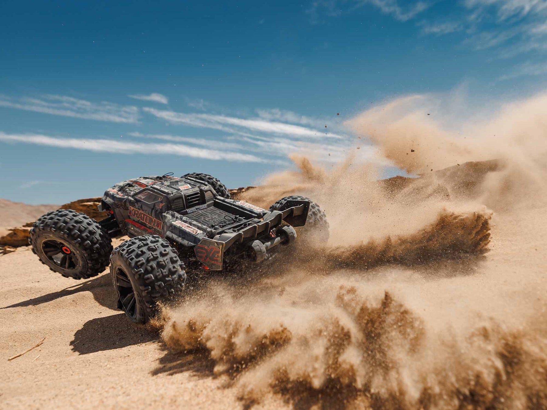 Arrma 1/5 KRATON 4x4 8S BLX EXB Brushless Monster Truck RTR, Black C-ARA5808V2T1