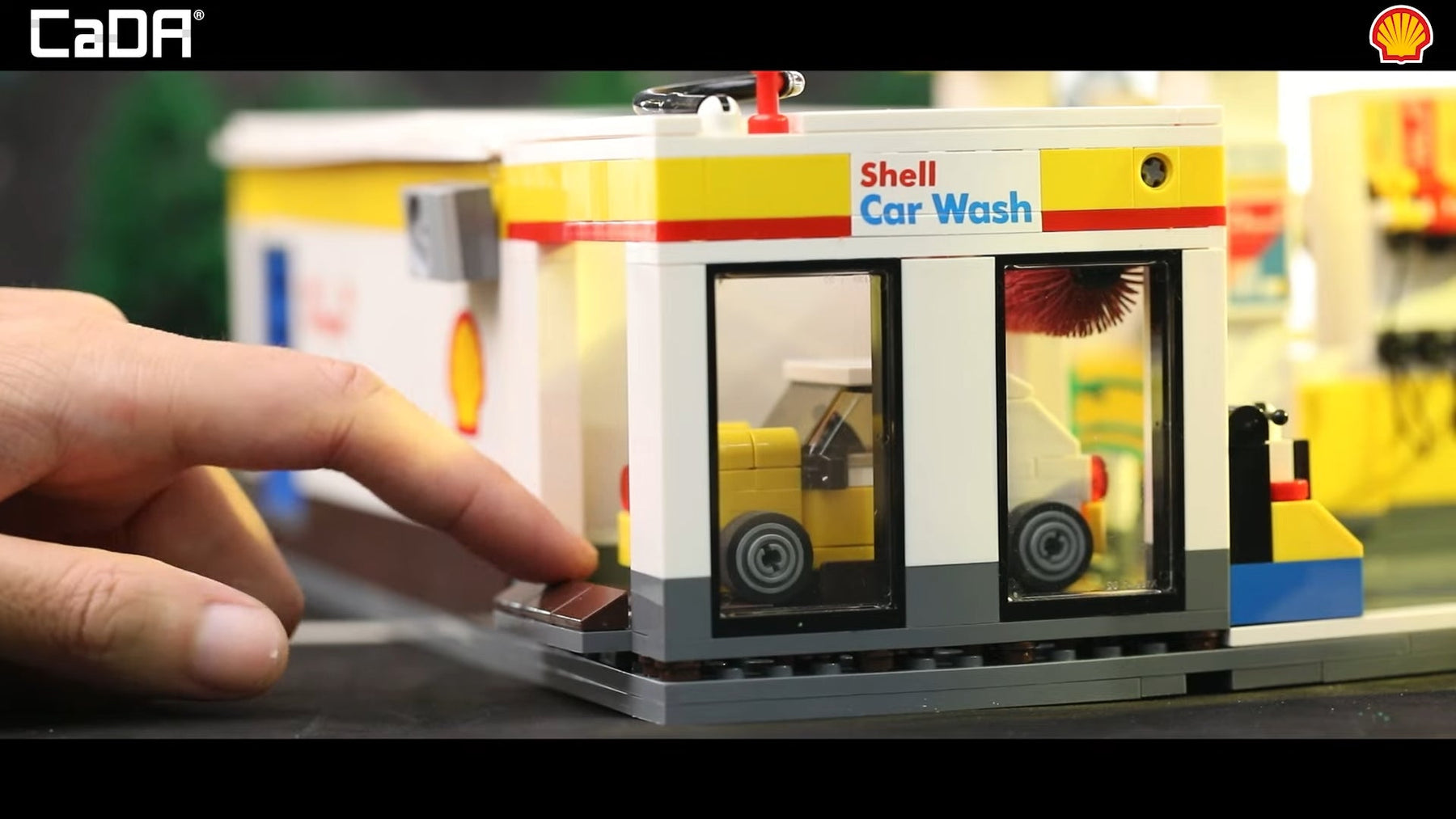 CaDA Shell Retail Stations Brick Model Kits (Set of 4) Service Station, Pumps, Shop, Car Wash