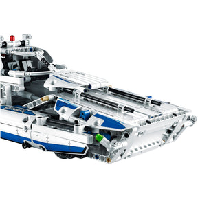 Cargo Plane 42025 | Technics | LEGO