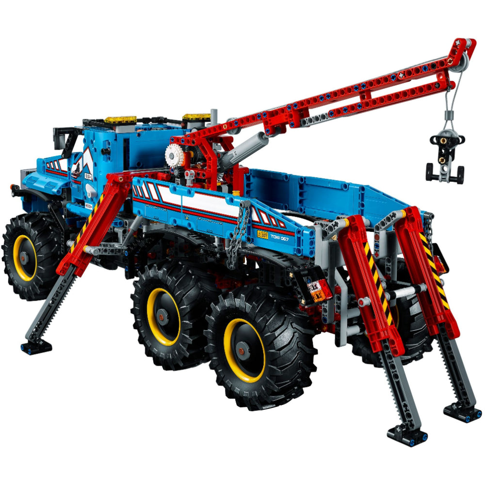 All Terrain Tow Truck 6x6 42070 | Technics | LEGO
