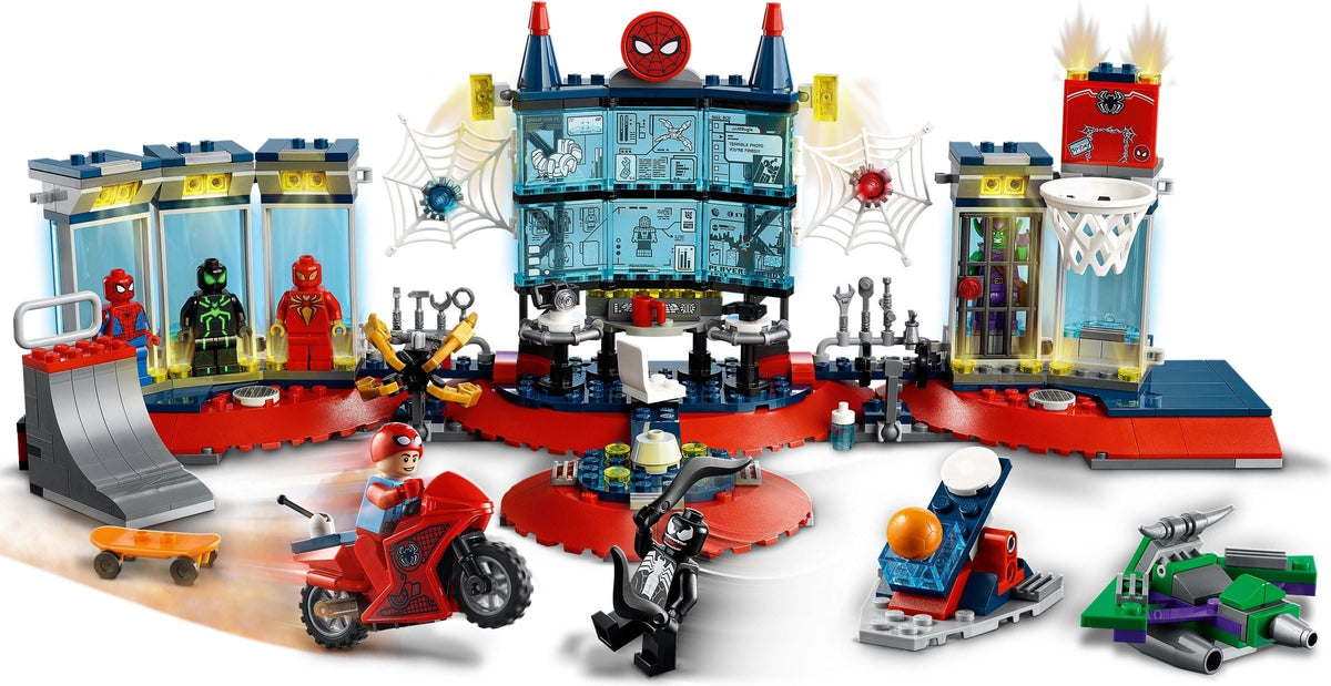 Attack on the Lair 76175 | Marvel Super Heroes | LEGO