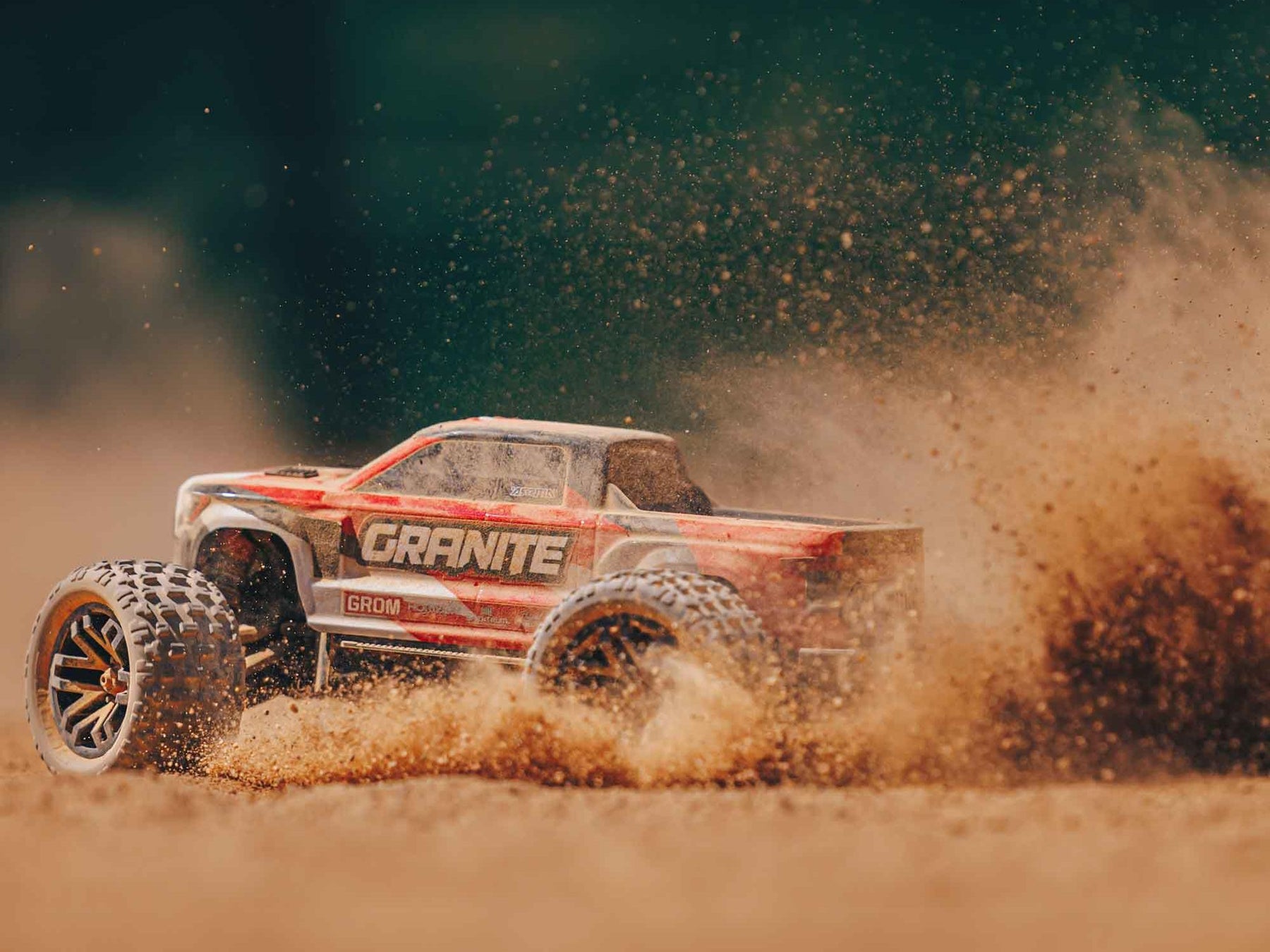Arrma 1/18 Granite Grom 4Wd Mt RTR Mega W/Lipo Batt/Usb Chg Red C-ARA2102T2