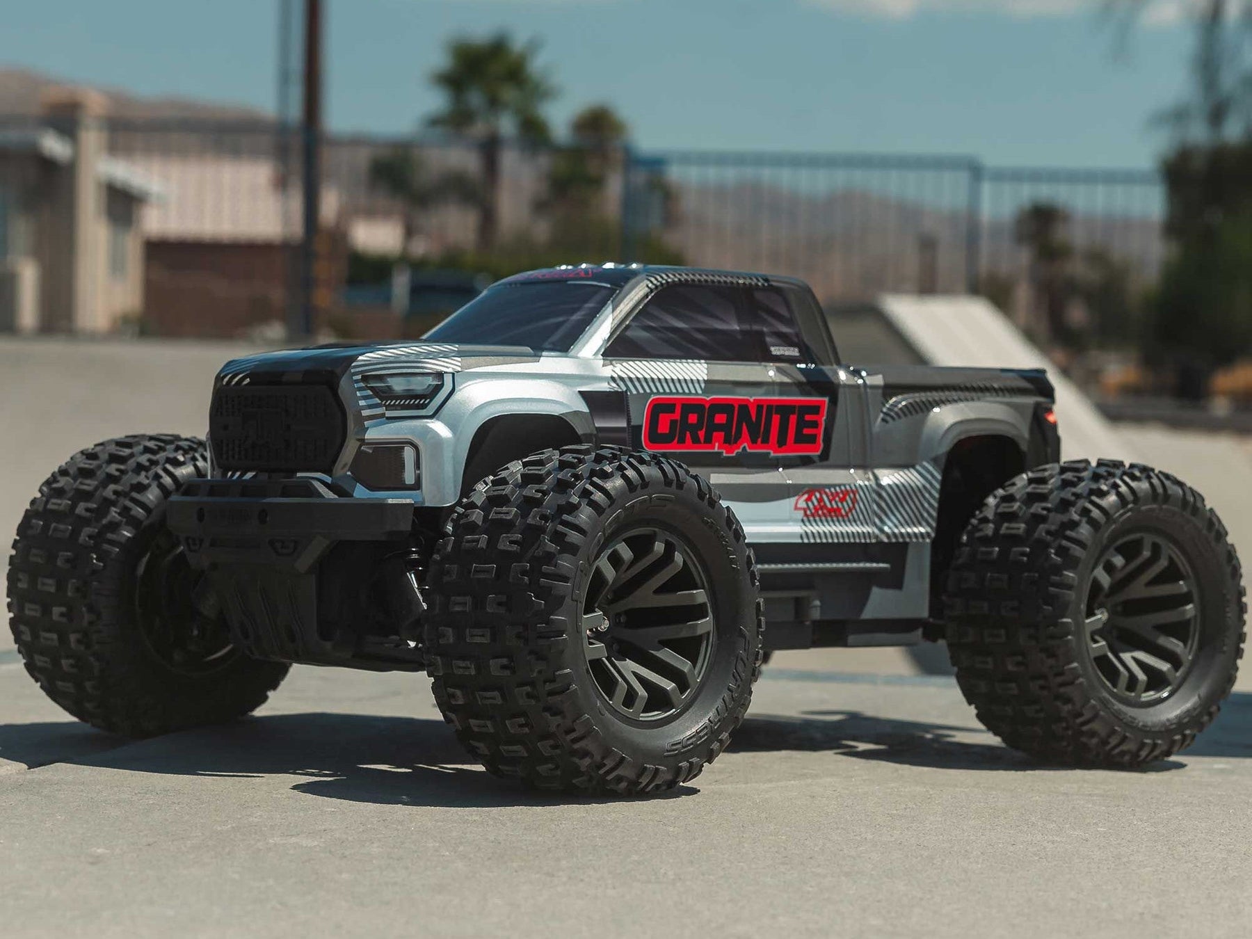 Arrma 1/10 GRANITE 223S DSC 4X4 RTR Brushless Monster Truck - Gun Metal C-ARA4302V4T3