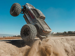 Arrma 1/10 GRANITE 223S DSC 4X4 RTR Brushless Monster Truck - Gun Metal C-ARA4302V4T3