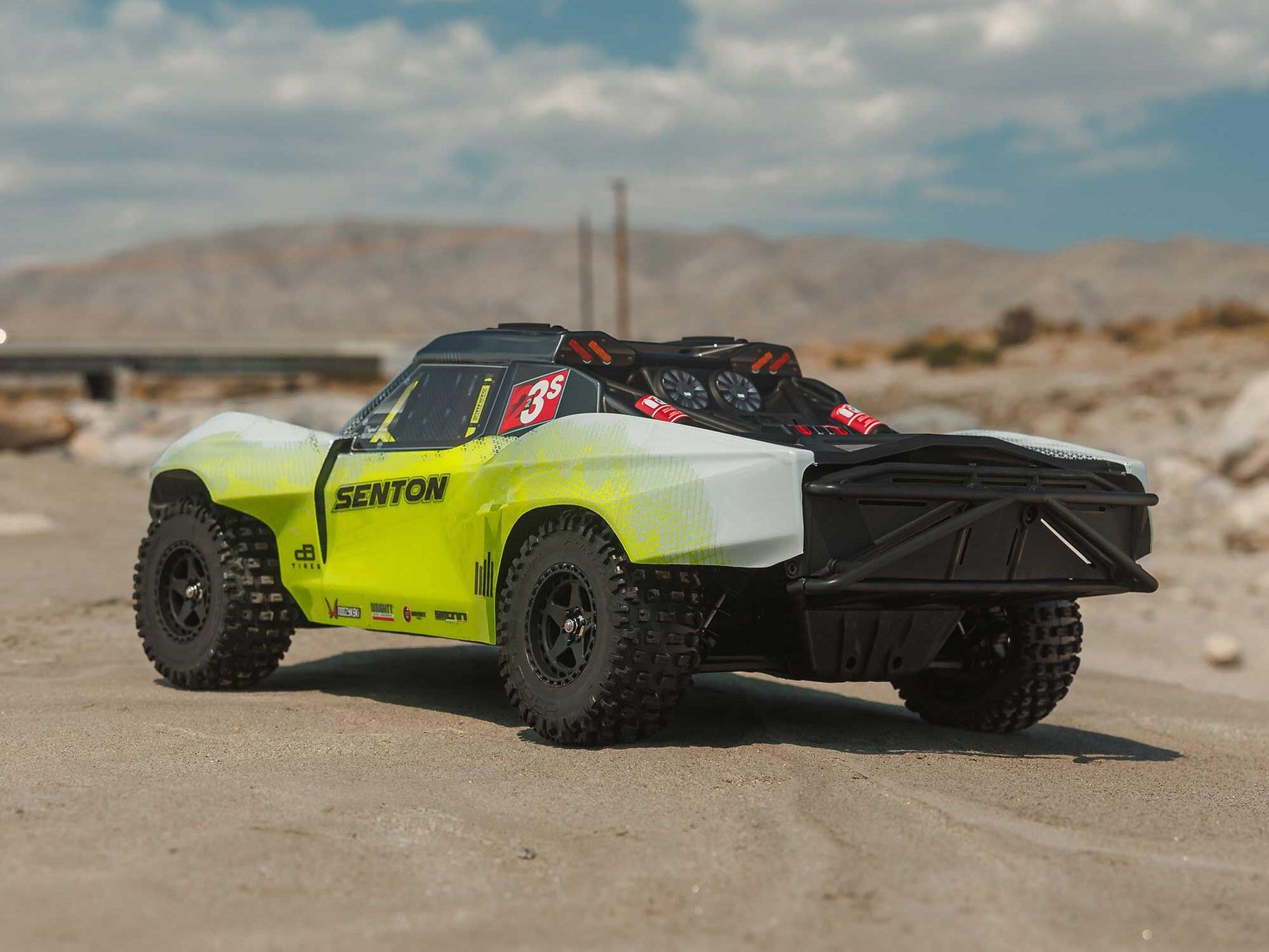 Arrma 1/10 SENTON 223S BLX 4X4 SCT RTR with DSC Yellow/Gunmetal C-ARA4303V4T1