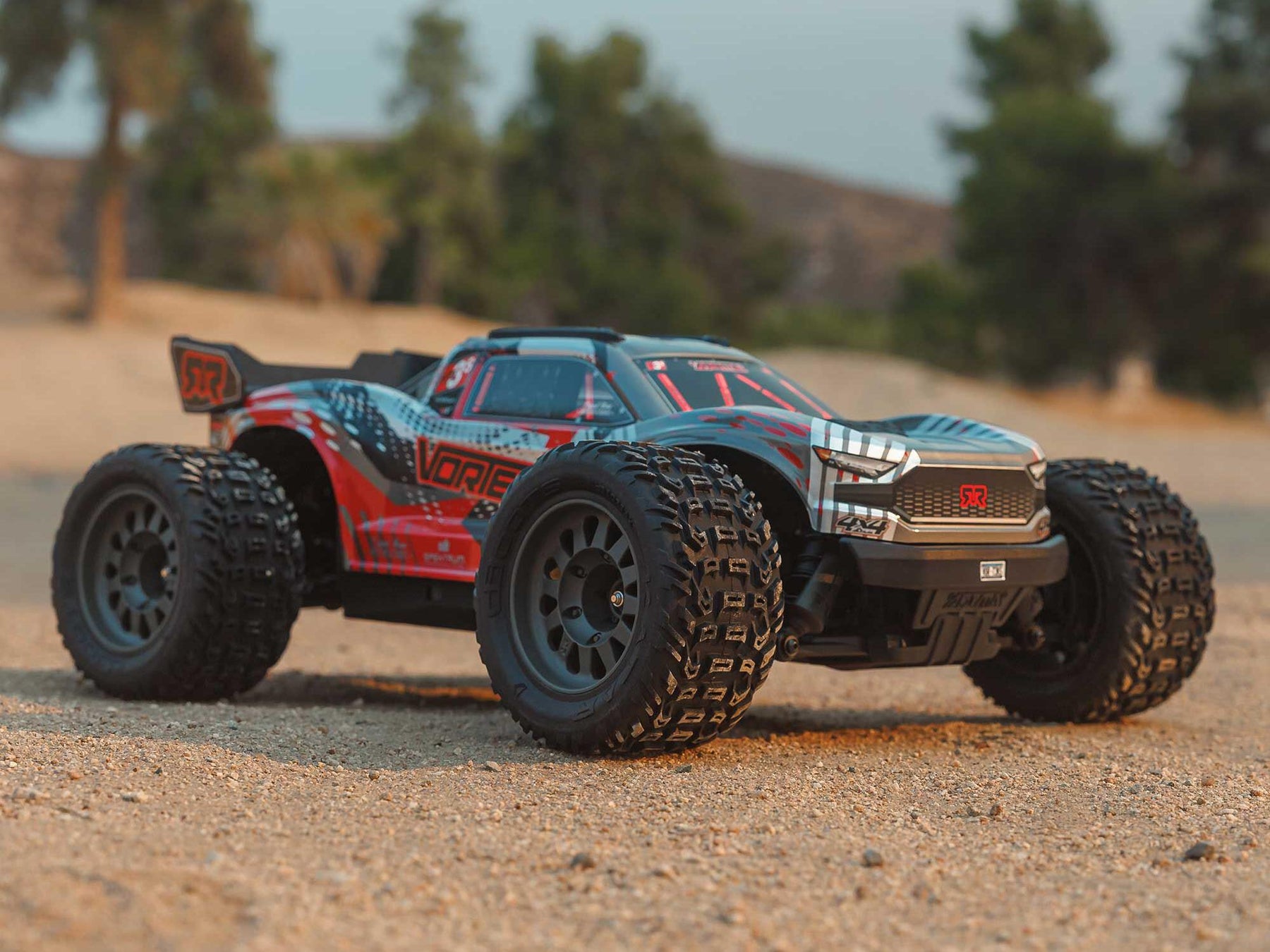 1/10 VORTEKS 223S BLX 4X4 Stadium Truck RTR with DSC Red C-ARA4305V4T1
