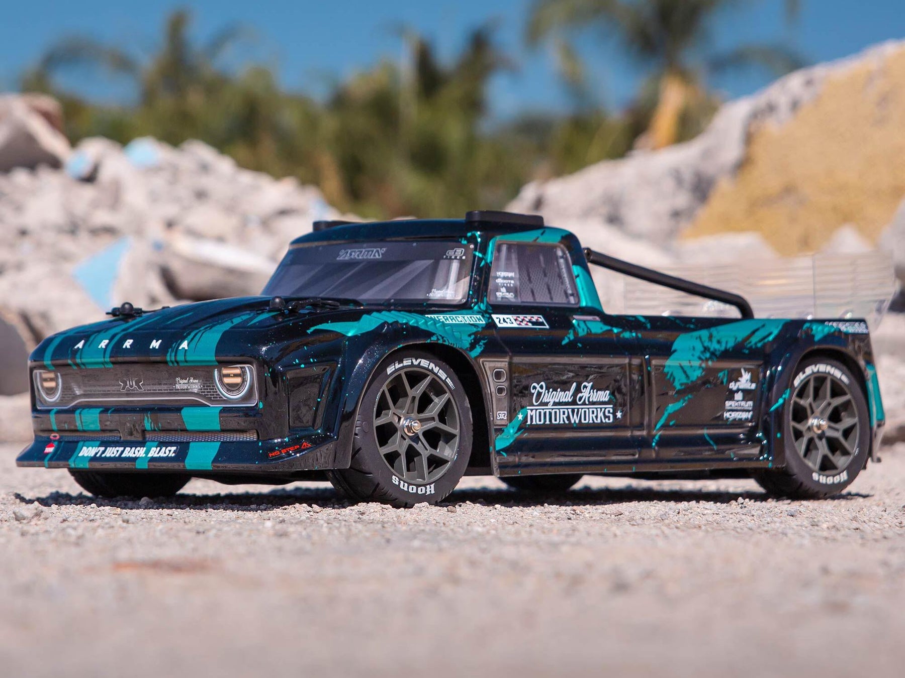 Arrma 1/8 Infraction 4X4 3S Blx 4Wd All-Road Street Bash Resto-Mod C-ARA4315V3T2