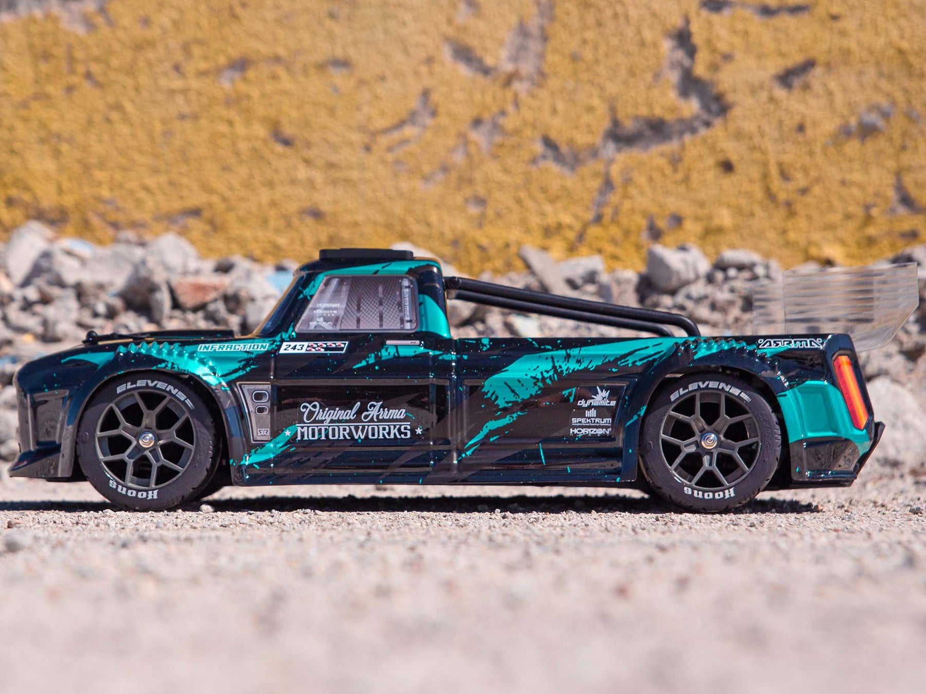 Arrma 1/8 Infraction 4X4 3S Blx 4Wd All-Road Street Bash Resto-Mod C-ARA4315V3T2