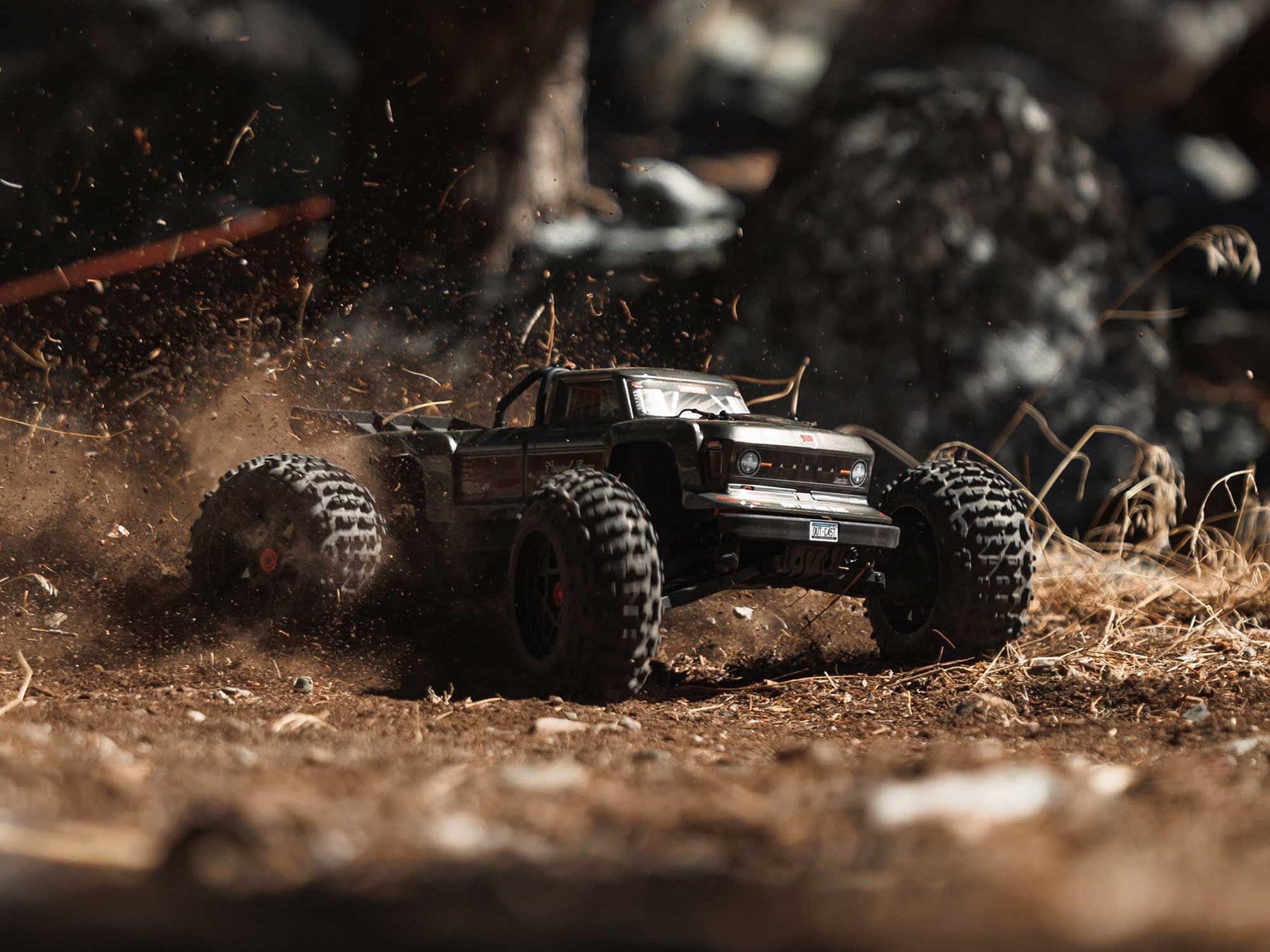 Arrma 1/10 Outcast 4X4 4S Blx Centre Diff Stunt Mt (Gunmetal) C-ARA4410V2T3