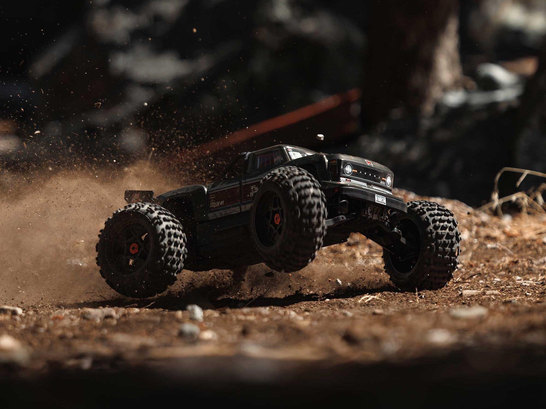 Arrma 1/10 Outcast 4X4 4S Blx Centre Diff Stunt Mt (Gunmetal) C-ARA4410V2T3