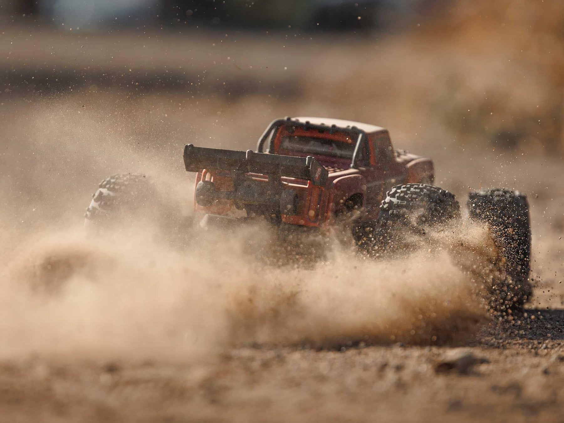 Arrma 1/10 Outcast 4X4 4S Blx Centre Diff Stunt Mt (Red) C-ARA4410V2T4
