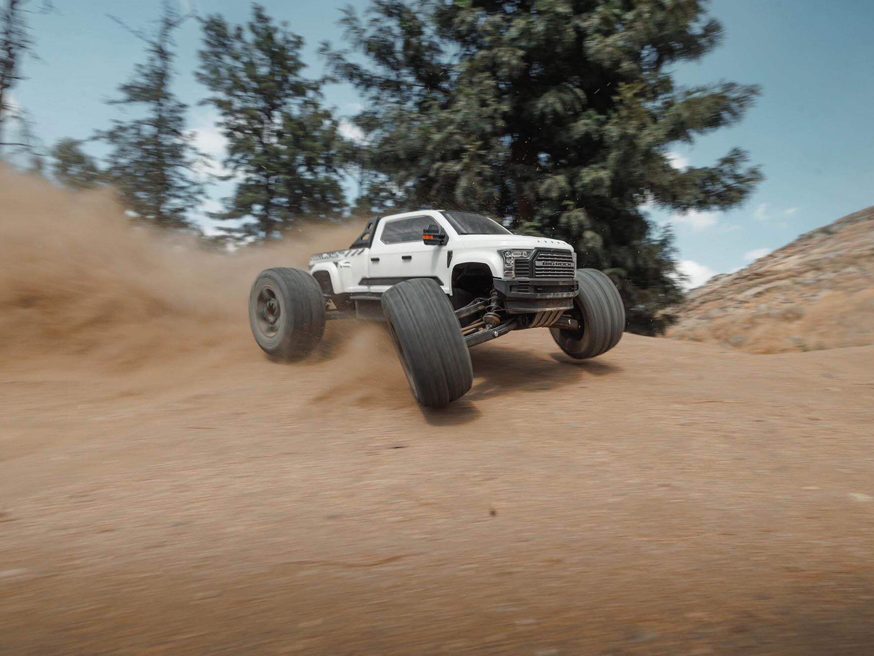 Arrma 1/7 Big Rock 6S 4X4 Blx Monster Truck RTR, White C-ARA7612T3