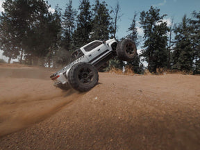 Arrma 1/7 Big Rock 6S 4X4 Blx Monster Truck RTR, White C-ARA7612T3