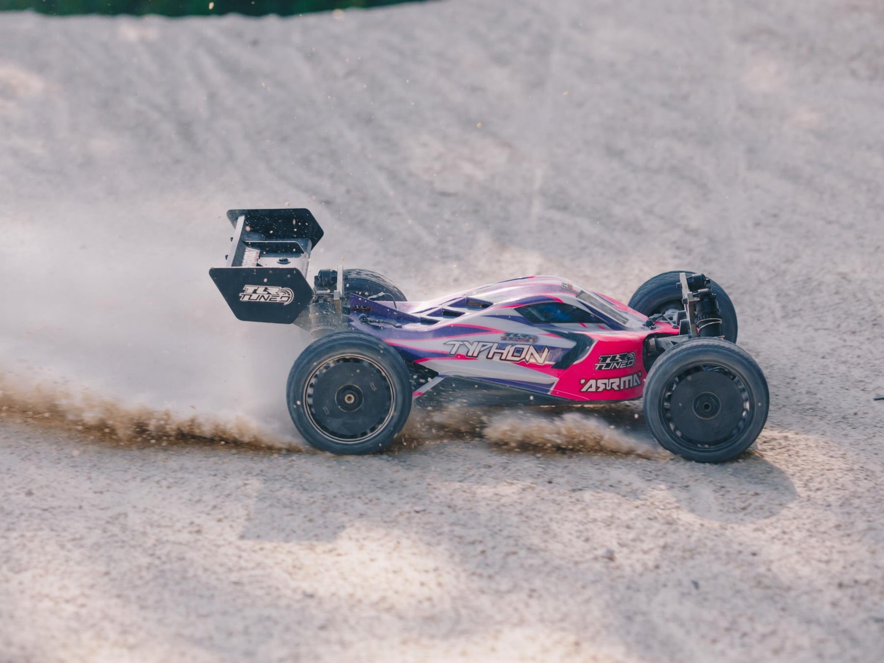 Arrma Tlr Tuned Typhon 1/8 4Wd Roller (Pink/Purple) C-ARA8306