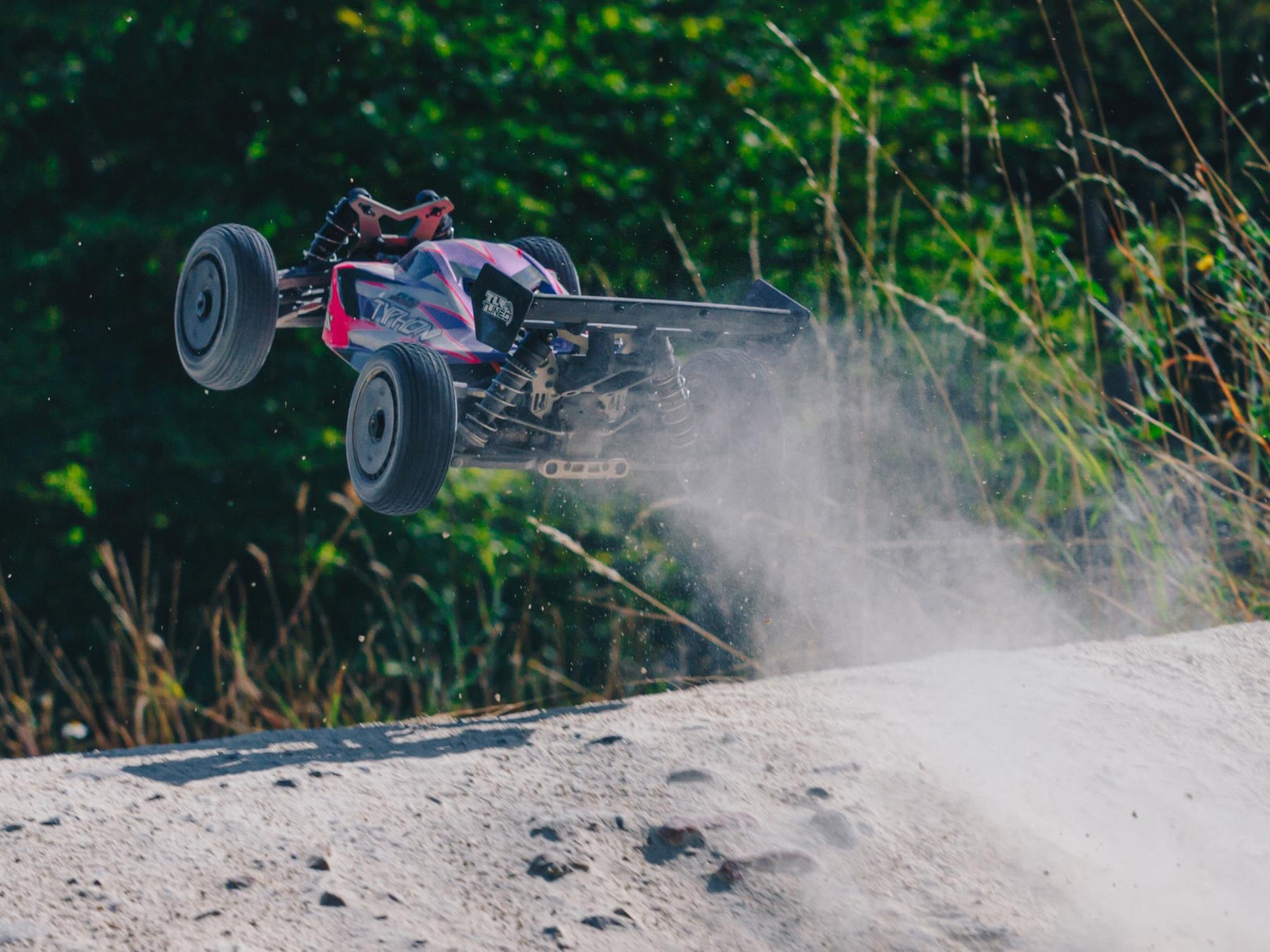 Arrma Tlr Tuned Typhon 1/8 4Wd Roller (Pink/Purple) C-ARA8306
