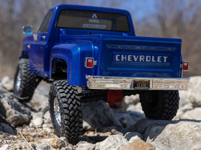 Axial 1/10 Scx10 Iii Base Camp 1982 Chevy K10 4X4 Rtr, Blue C-AXI03030T1