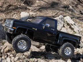 Axial 1/10 Scx10 Iii Base Camp 1982 Chevy K10 4X4 Rtr, Black C-AXI03030T2