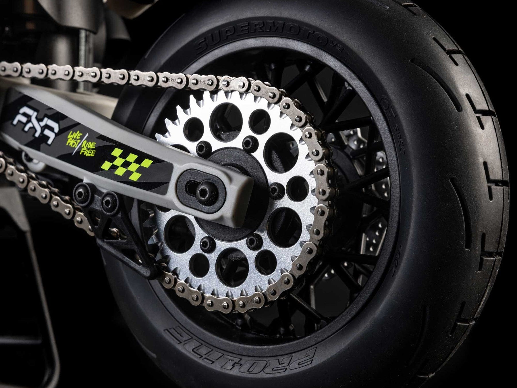 Losi 1/4 Promoto-SM FXR Supermoto Motorcycle RTR (Inc. Battery & Charger) C-LOS-2310