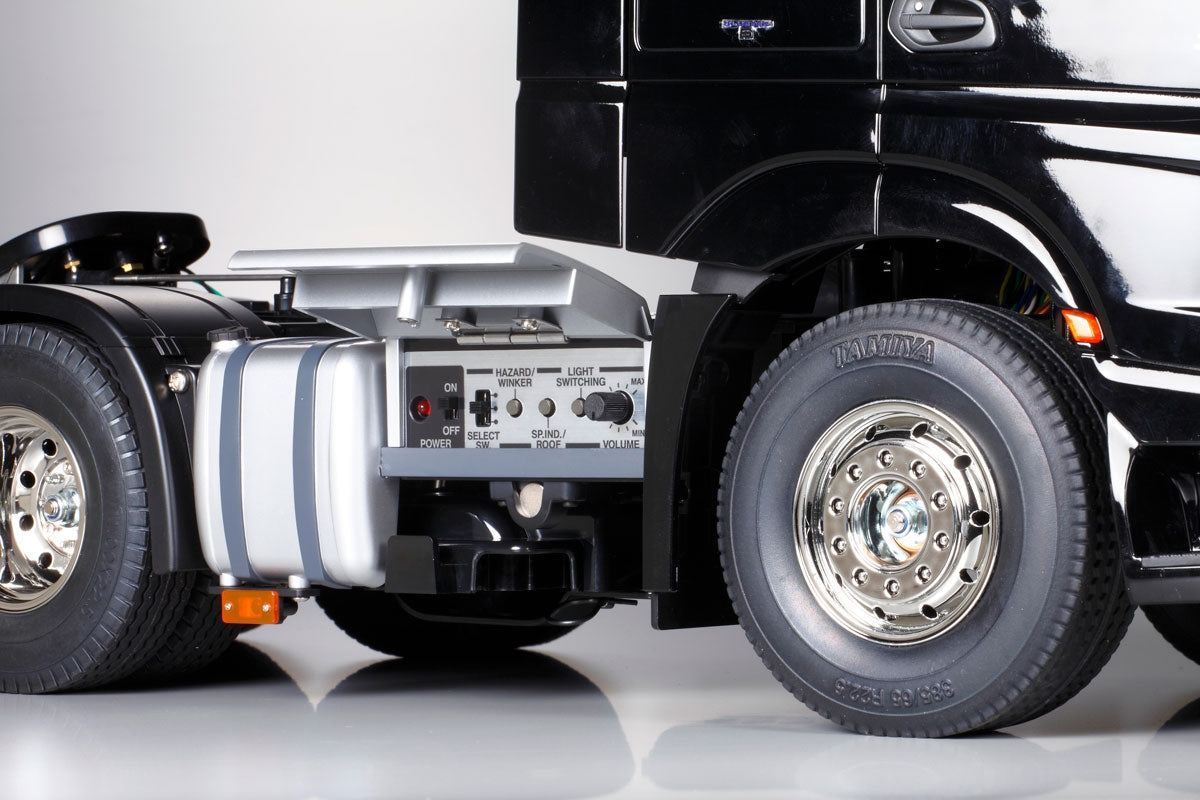 Tamiya RC Mercedes-Benz Actros 3363 6x4 Gigaspace - Item #56348