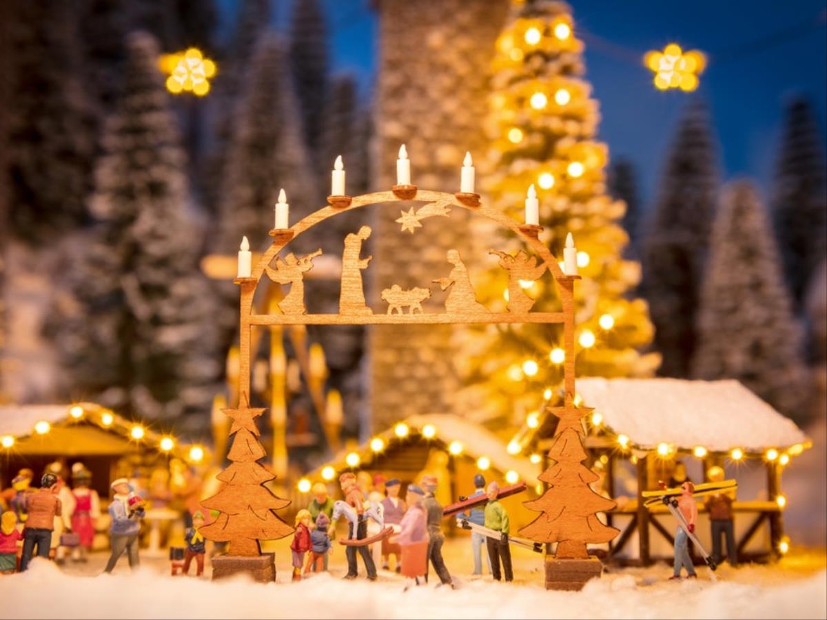 Noch Christmas Market Entry Arch Laser Cut Minis Kit N14391
